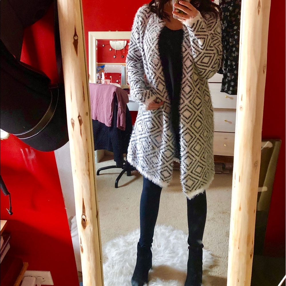 Beautiful black and white cardigan! Brand new !